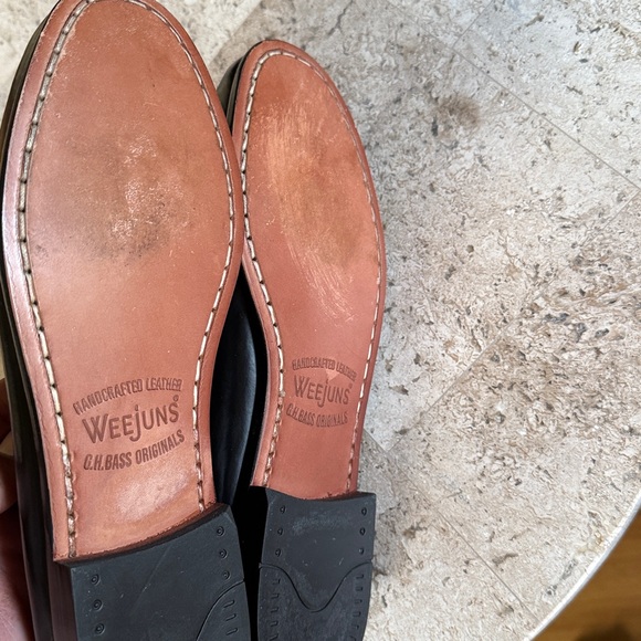 G.H. Bass & Co. Whitney Black Loafers - Picture 16 of 16